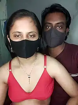 Hot Nila online show from February 5, 2025, 4:47 pm