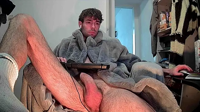 onesieboyx online show from January 8, 2026, 1:13 pm