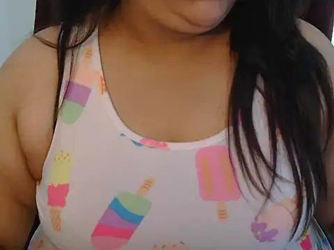 Jenny lovee online show from April 21, 2026, 11:05 am