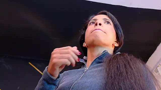 Snapshot of amabel_zambrano chatting on January 7, 2026, 10:40 am amabel zambrano online show from January 7, 2026, 10:40 am