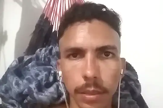 MagrinhoSaradoo online show from February 10, 2025, 1:46 am