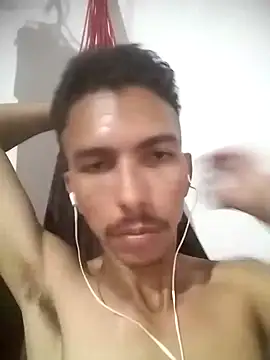 MagrinhoSaradoo online show from February 12, 2025, 4:55 pm