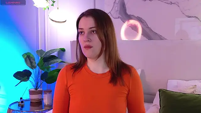 Snapshot of EllieGarson chatting on May 1, 2026, 5:06 pm EllieGarson online show from May 1, 2026, 5:06 pm