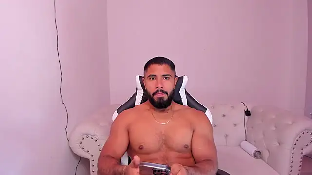 Santiago huntt online show from February 15, 2025, 12:33 pm