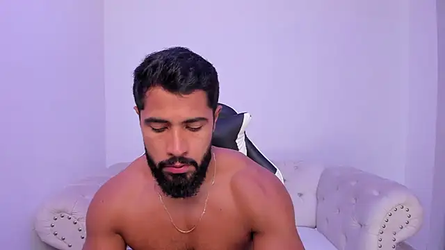 Santiago huntt online show from December 22, 2025, 12:57 pm