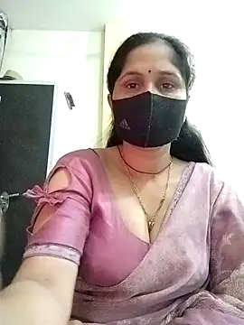 Snapshot of priyancyfun chatting on February 4, 2026, 1:11 am priyancyfun online show from February 4, 2026, 1:11 am