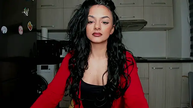 NNNoire online show from January 28, 2025, 5:54 am