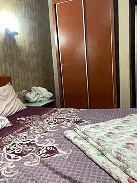 Snapshot of Maya_mimi chatting on January 24, 2025, 3:43 am Maya mimi online show from January 24, 2025, 3:43 am