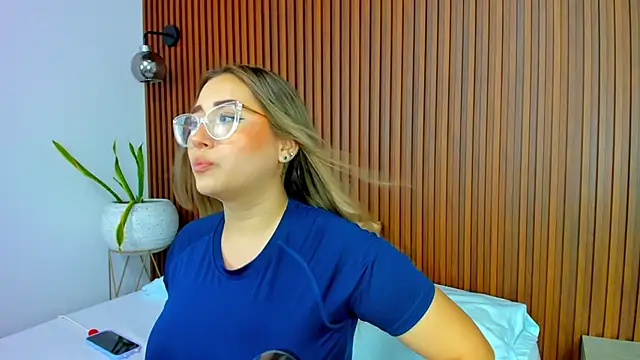 antonella cutie  online show from March 10, 2025, 7:29 pm