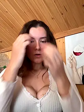 Snapshot of mewKate chatting on October 2, 2025, 10:00 am mewKate online show from October 2, 2025, 10:00 am
