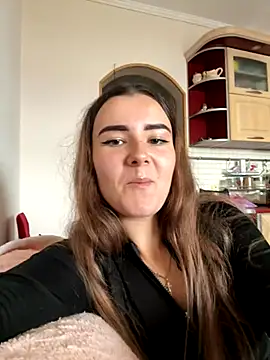 Snapshot of mewKate chatting on October 10, 2025, 1:10 pm mewKate online show from October 10, 2025, 1:10 pm