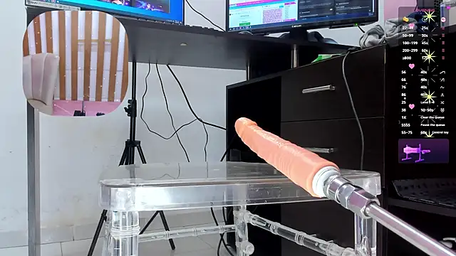 TylerBloom online show from February 4, 2025, 3:04 pm