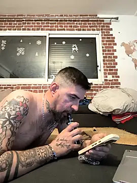 thefrenchkiss25 online show from March 24, 2026, 7:19 pm