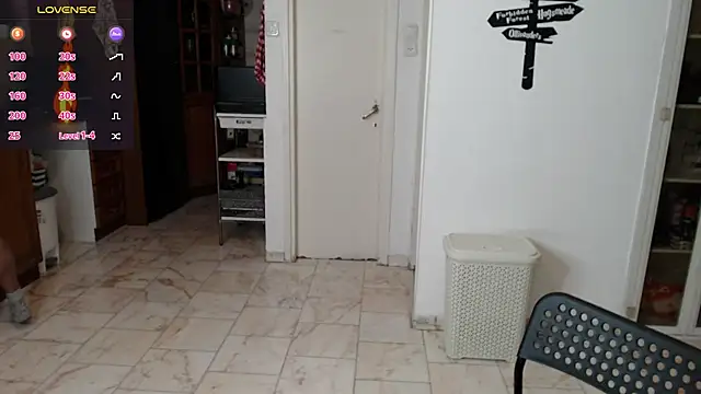 Snapshot of todddantes25 chatting on February 7, 2025, 3:19 pm todddantes25 online show from February 7, 2025, 3:19 pm