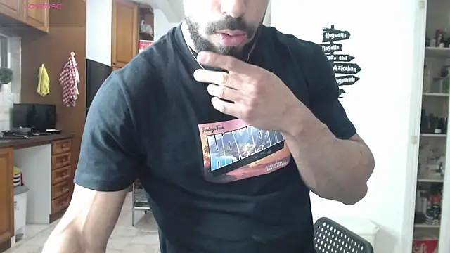 Snapshot of todddantes25 chatting on March 13, 2025, 7:06 pm todddantes25 online show from March 13, 2025, 7:06 pm