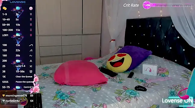 Snapshot of Aliana_Ross chatting on January 31, 2025, 8:22 am Aliana Ross online show from January 31, 2025, 8:22 am