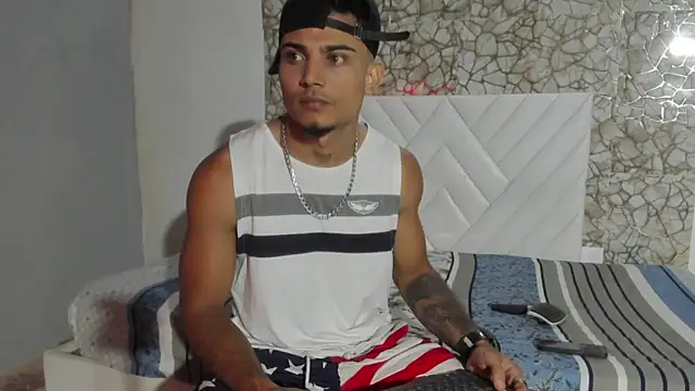 Snapshot of Aaron_butler chatting on March 2, 2026, 3:19 pm Aaron butler online show from March 2, 2026, 3:19 pm