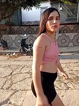 the queen of street online show from January 7, 2025, 9:46 pm