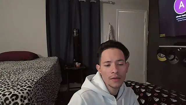 azzel19 online show from January 19, 2025, 11:10 pm