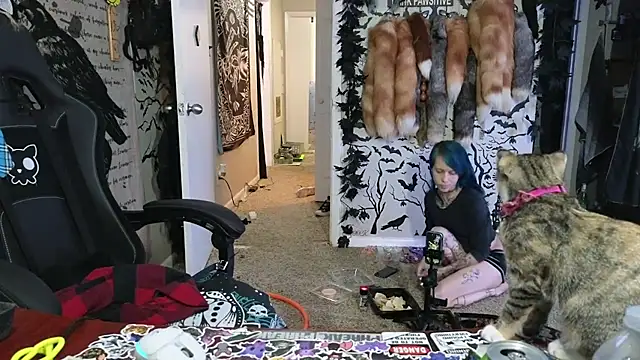 trashbrat online show from November 14, 2025, 6:23 am