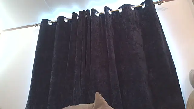 Snapshot of English_Teen_Evelyn chatting on January 25, 2025, 2:58 pm English Teen Evelyn online show from January 25, 2025, 2:58 pm