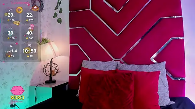 VeronicaOlson  online show from September 18, 2025, 2:13 am