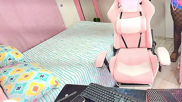 kimberly bellu online show from March 8, 2026, 3:10 am