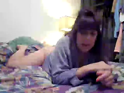 Snapshot of sweetinside_ chatting on October 19, 2025, 5:57 pm sweetinside  online show from October 19, 2025, 5:57 pm
