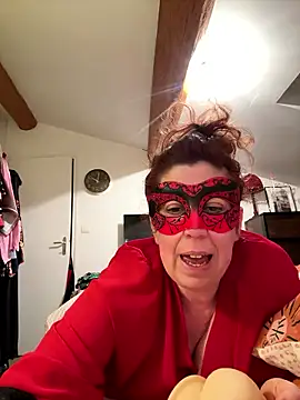 Snapshot of sweetinside_ chatting on January 8, 2026, 8:00 pm sweetinside online show from January 8, 2026, 8:00 pm