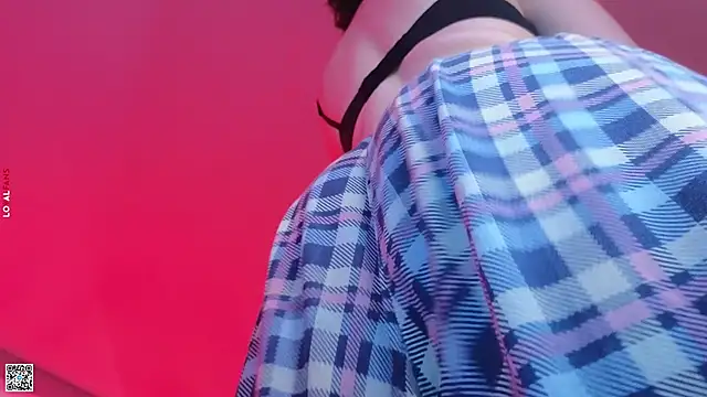 mon lola online show from October 13, 2025, 6:13 am