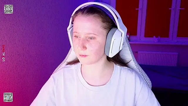 mon lola online show from March 28, 2026, 4:28 pm