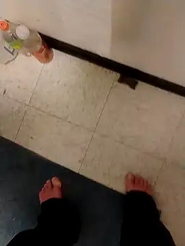 jayjay198080 online show from January 14, 2025, 7:43 pm