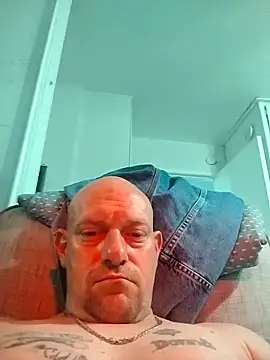 jayjay198080 online show from March 23, 2025, 12:04 am