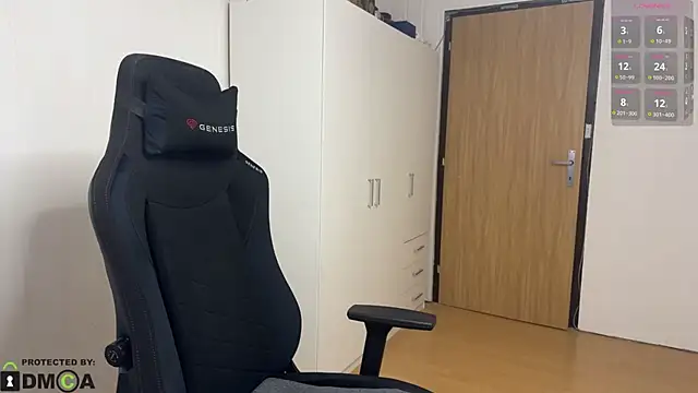 wannaseeyoursmile online show from October 5, 2025, 5:39 am