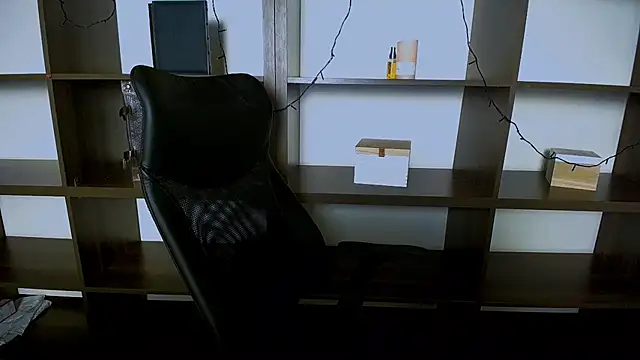 Lexi Jous online show from January 18, 2025, 2:33 pm