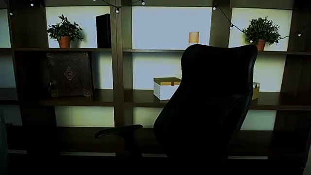 Lexi Jous online show from March 7, 2025, 12:23 pm