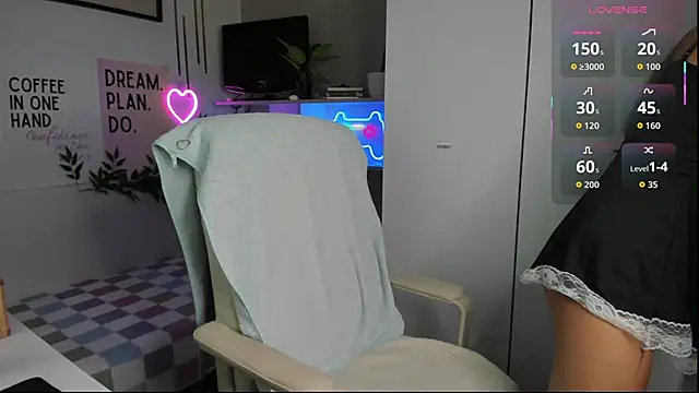 Snapshot of SofiaLolipop chatting on September 23, 2025, 1:25 pm SofiaLolipop online show from September 23, 2025, 1:25 pm