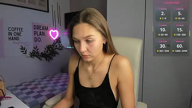 Snapshot of SofiaLolipop chatting on November 26, 2025, 1:45 pm SofiaLolipop online show from November 26, 2025, 1:45 pm