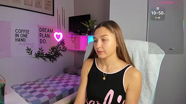 Snapshot of SofiaLolipop chatting on November 28, 2025, 7:33 am SofiaLolipop online show from November 28, 2025, 7:33 am