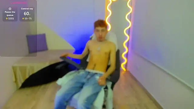 Axel tay online show from October 17, 2025, 3:31 am