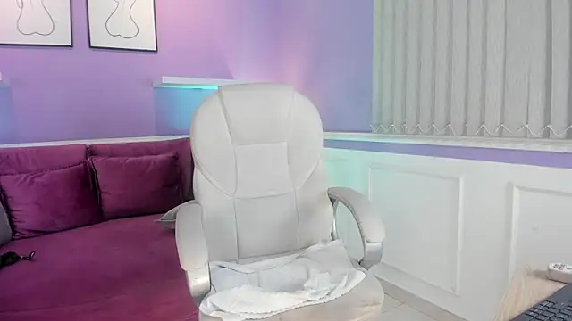 Emma Walkerr  online show from January 27, 2025, 10:16 pm