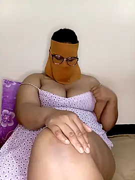 Samara-Bella online show from March 5, 2025, 8:00 pm