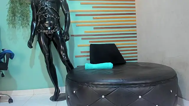 cristal antoni online show from February 15, 2025, 2:11 pm