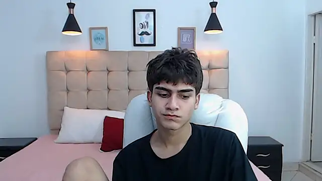 Tommy18   online show from January 16, 2025, 6:03 am