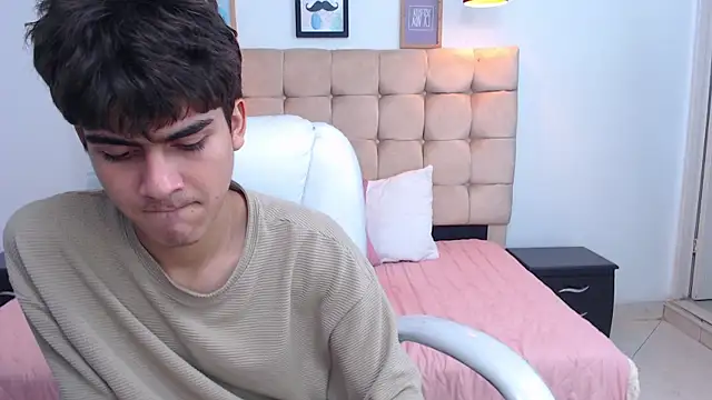 Tommy18   online show from February 4, 2025, 9:38 am