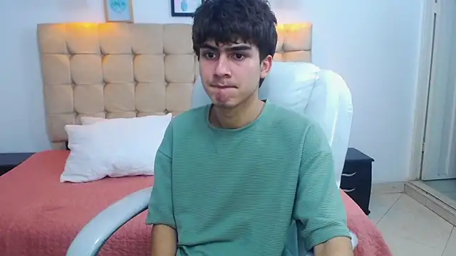 Tommy18   online show from February 9, 2025, 9:58 am