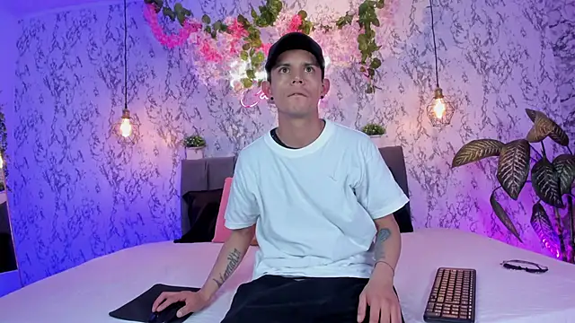 Bonny and carrot online show from February 26, 2026, 7:13 pm