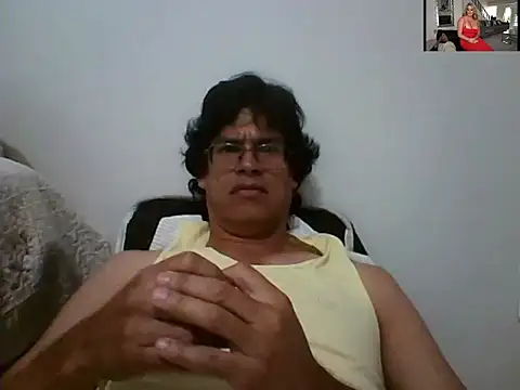 AgneloFly online show from May 28, 2026, 3:15 am