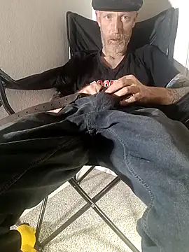 Snapshot of filthymind619 chatting on November 29, 2025, 10:46 pm filthymind619 online show from November 29, 2025, 10:46 pm