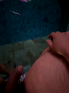 zxb757369 online show from September 16, 2025, 9:49 pm